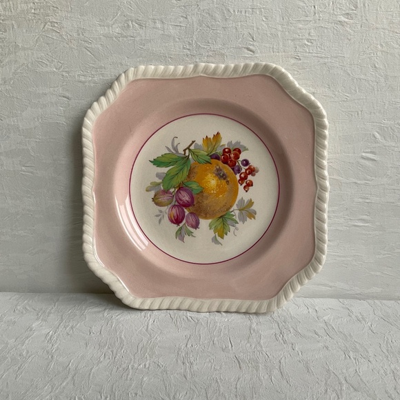 California by Johnson Brothers Vintage 7-3/4” Salad Plate Pink - Picture 1 of 12